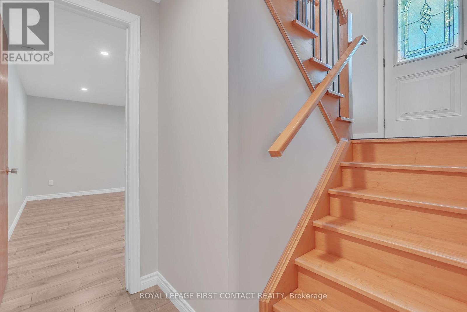 












23 SPENCER TRAIL

,
Oro-Medonte,




Ontario
L0L2L0

