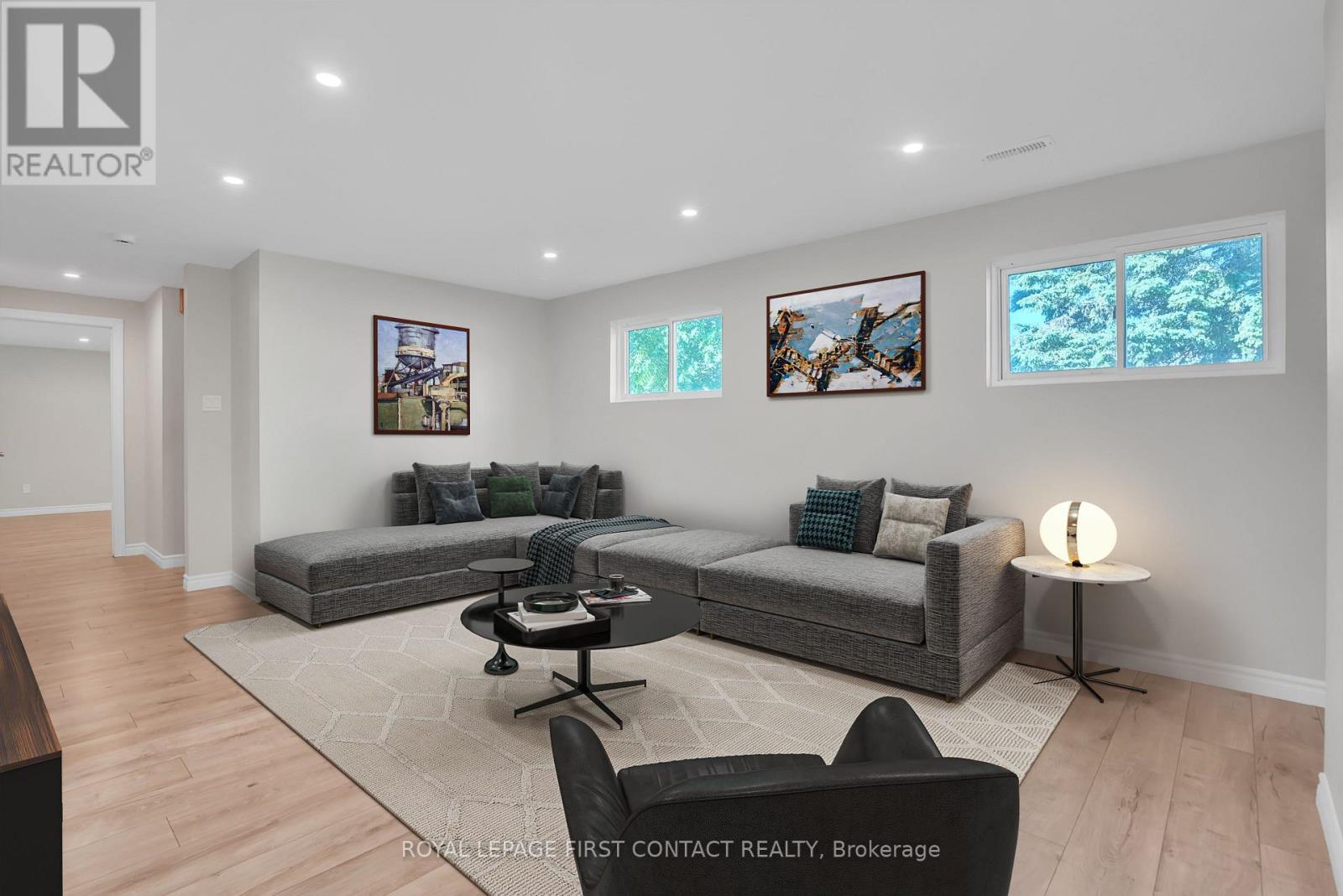 












23 SPENCER TRAIL

,
Oro-Medonte,




Ontario
L0L2L0

