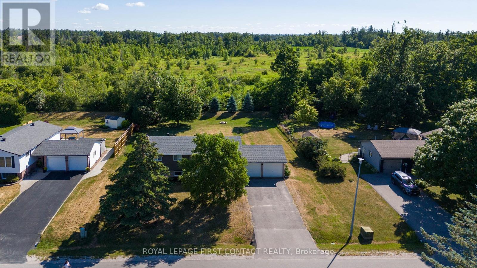 












23 SPENCER TRAIL

,
Oro-Medonte,




Ontario
L0L2L0

