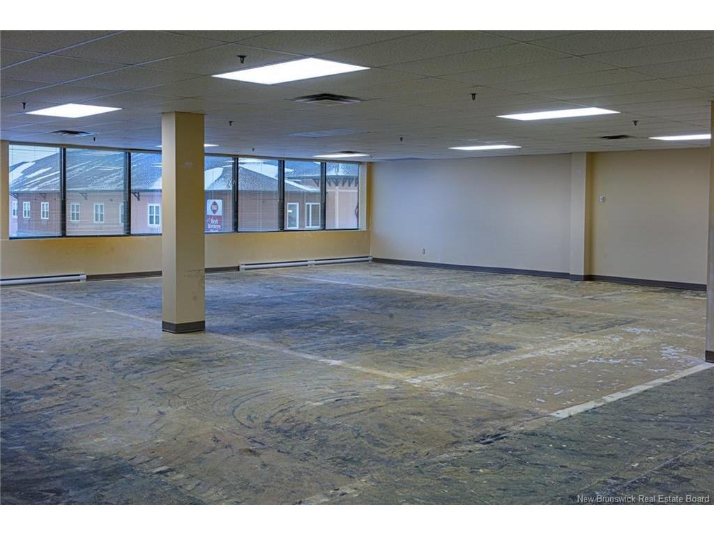 









159-163


Main

ST,
Bathurst,




NB
E2A 1A6

