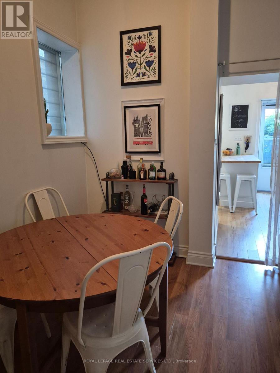 












MAIN FLOOR - 804 BLOOR STREET W

,
Toronto,




Ontario
M6G1L9


