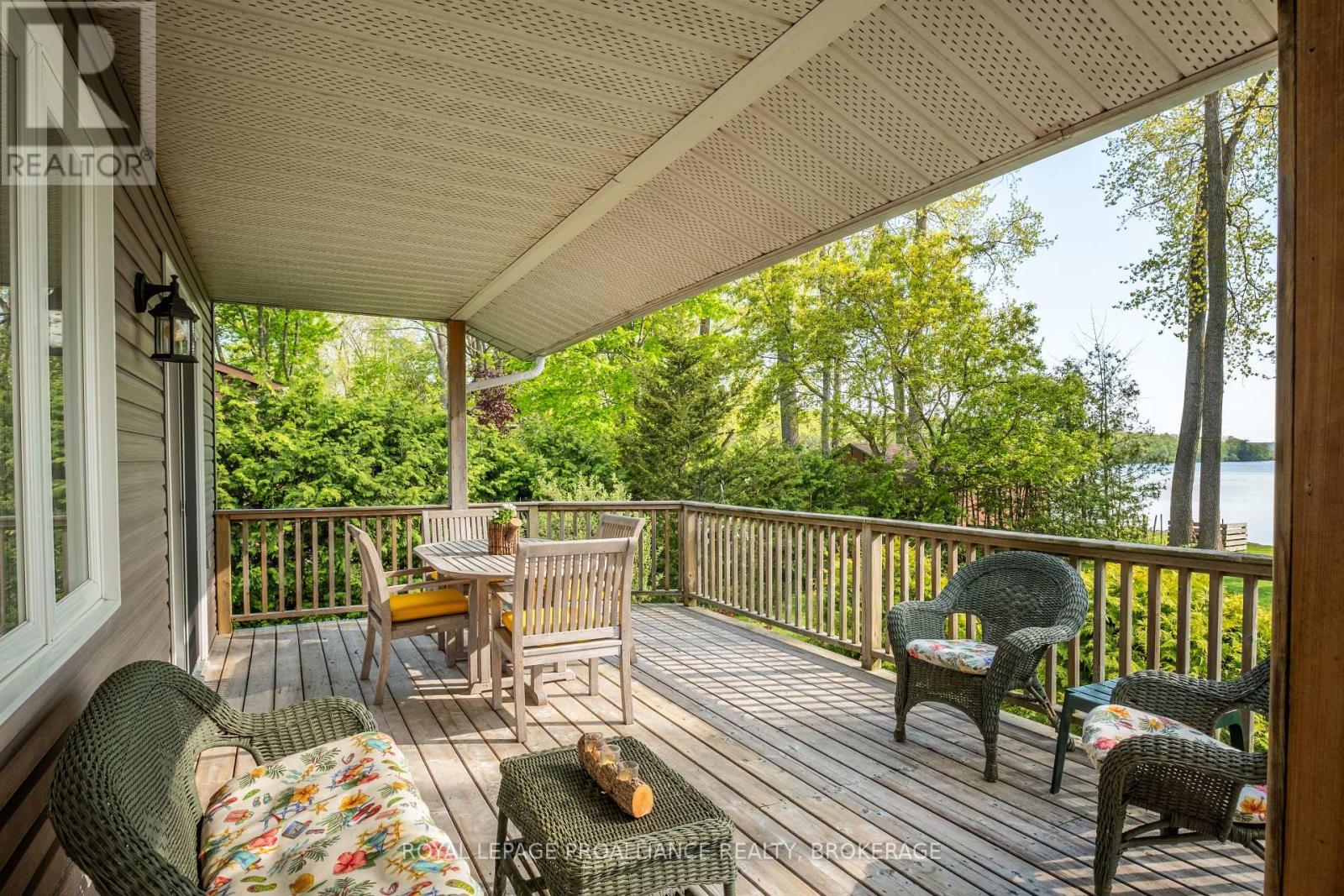 












14 SUNSET LANE

,
Greater Napanee (Greater Napanee),




Ontario
K7R3K7

