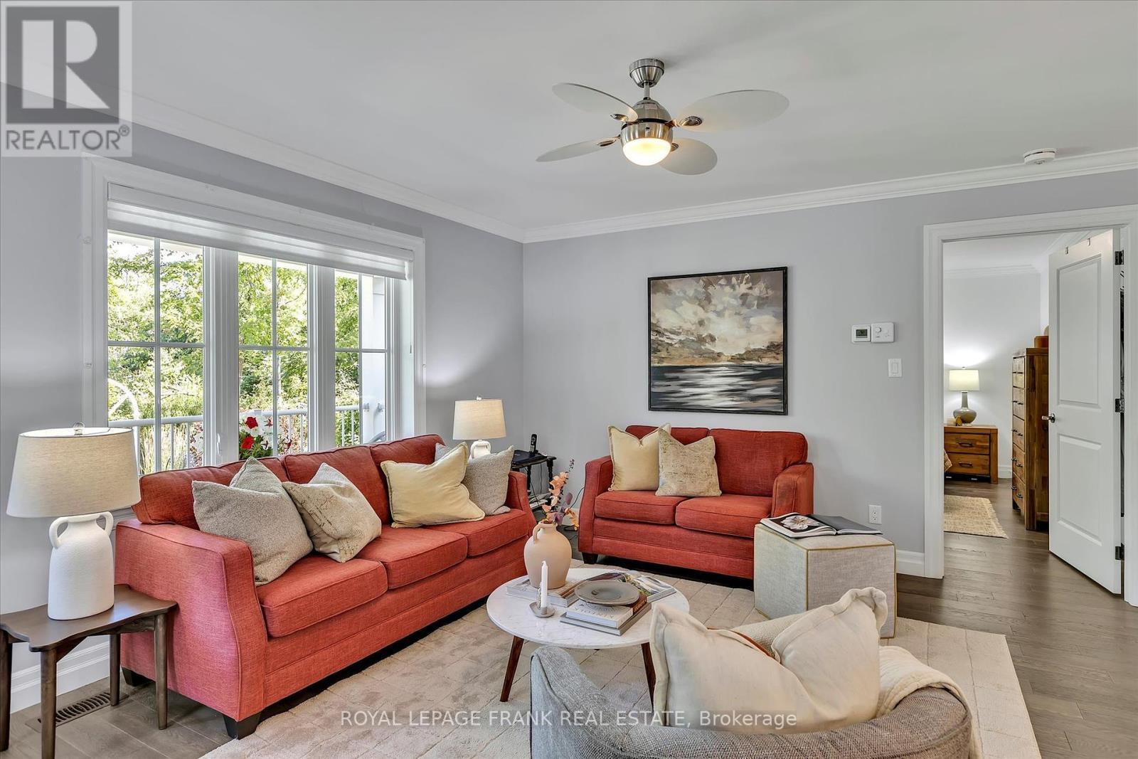 












47 CHARLTON COURT

,
Selwyn,







Ontario
K0L2H0

