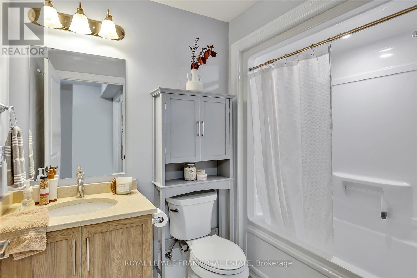 












47 CHARLTON COURT

,
Selwyn,







Ontario
K0L2H0

