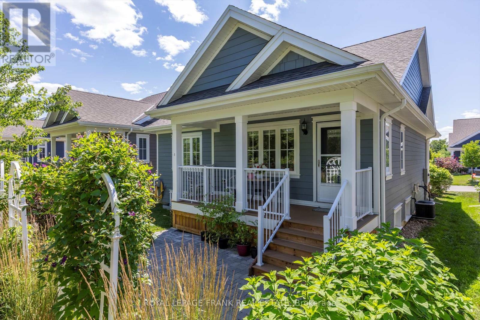 












47 CHARLTON COURT

,
Selwyn,







Ontario
K0L2H0

