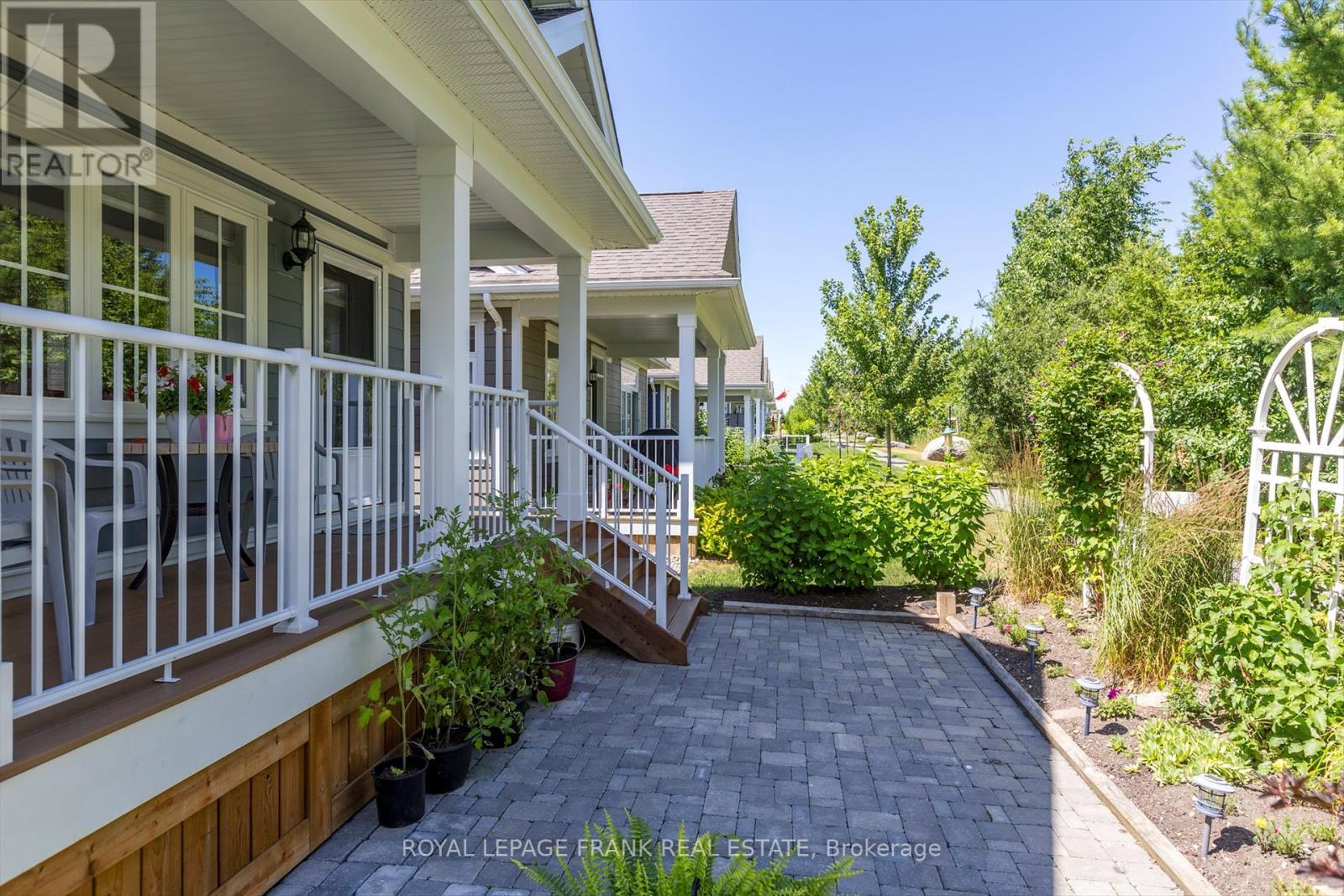 












47 CHARLTON COURT

,
Selwyn,







Ontario
K0L2H0

