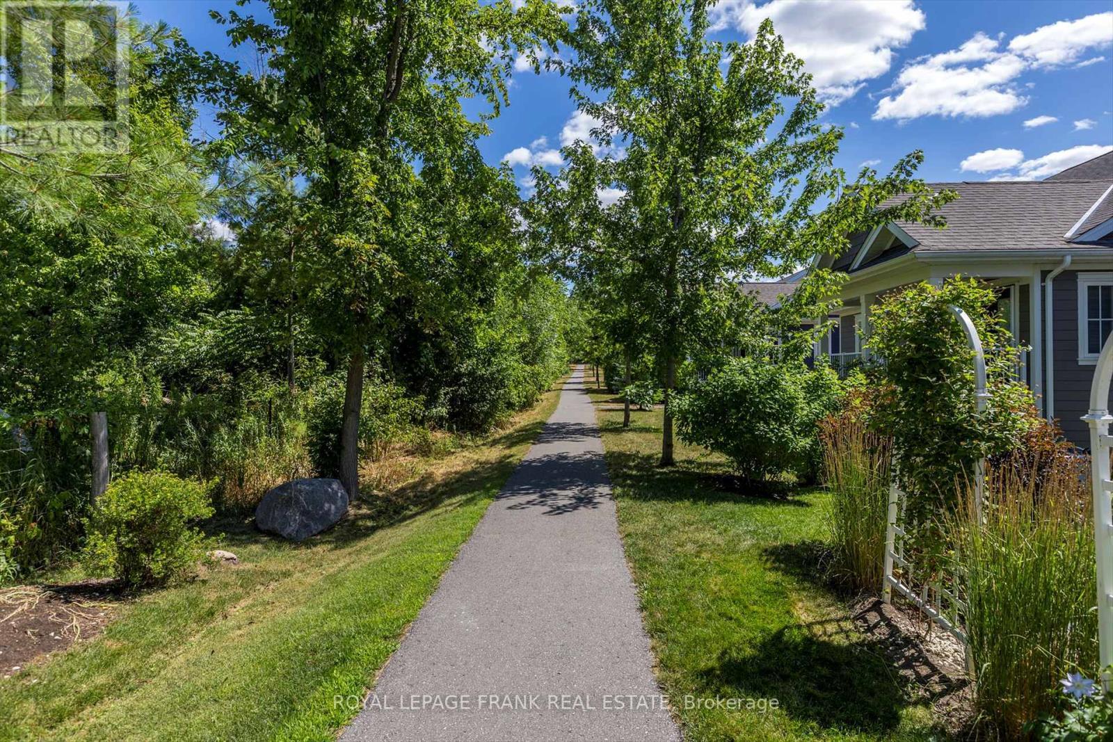 












47 CHARLTON COURT

,
Selwyn,







Ontario
K0L2H0

