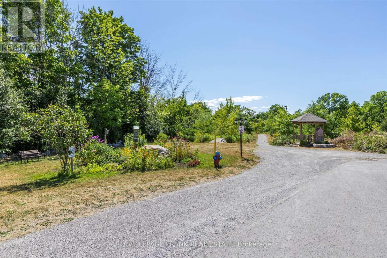 












47 CHARLTON COURT

,
Selwyn,







Ontario
K0L2H0

