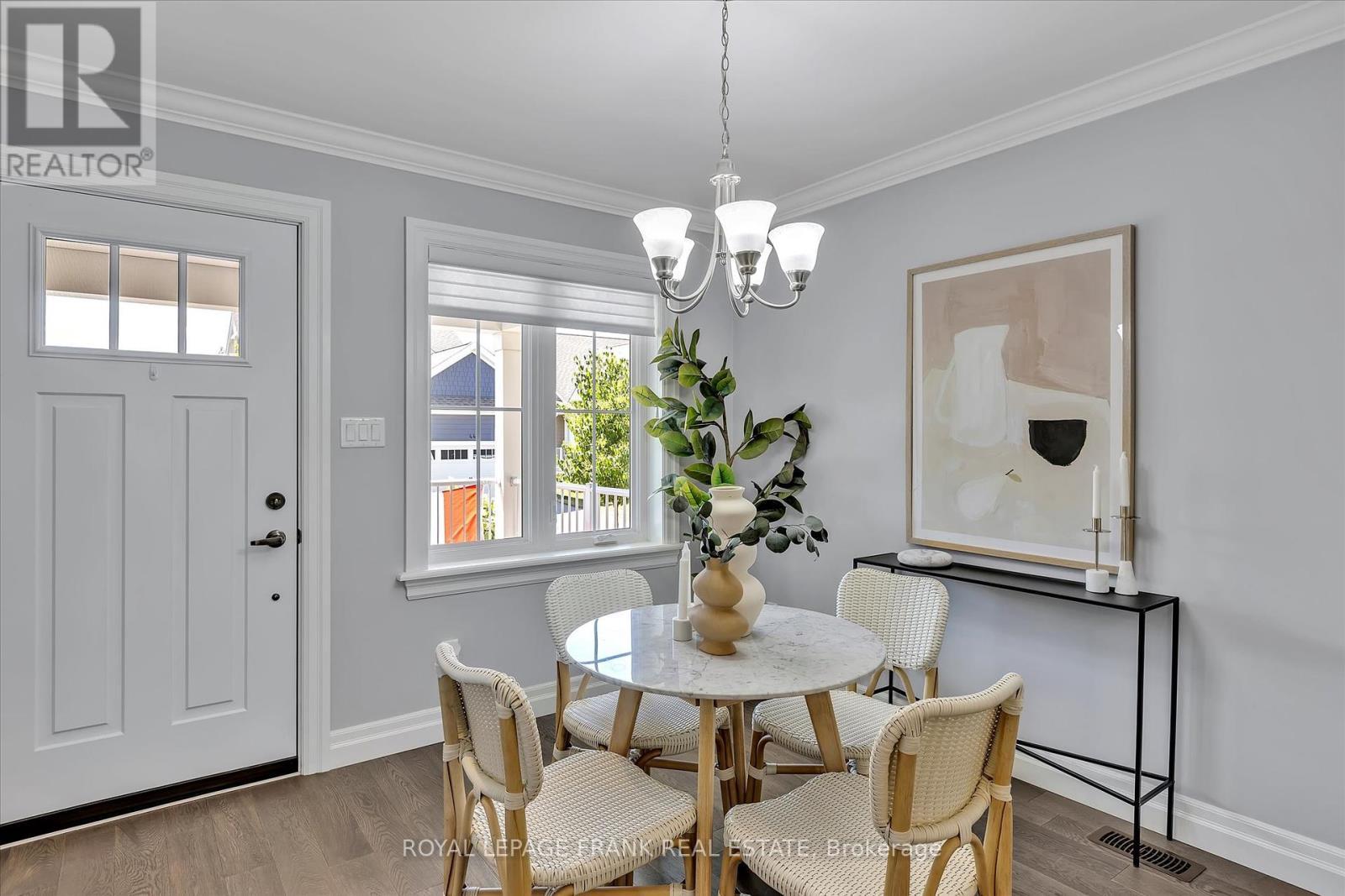 












47 CHARLTON COURT

,
Selwyn,







Ontario
K0L2H0

