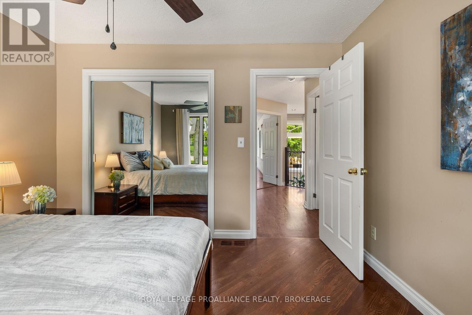 












15 FOREST DRIVE

,
Kingston (Kingston East (Incl CFB Kingston)),




Ontario
K7L4V1

