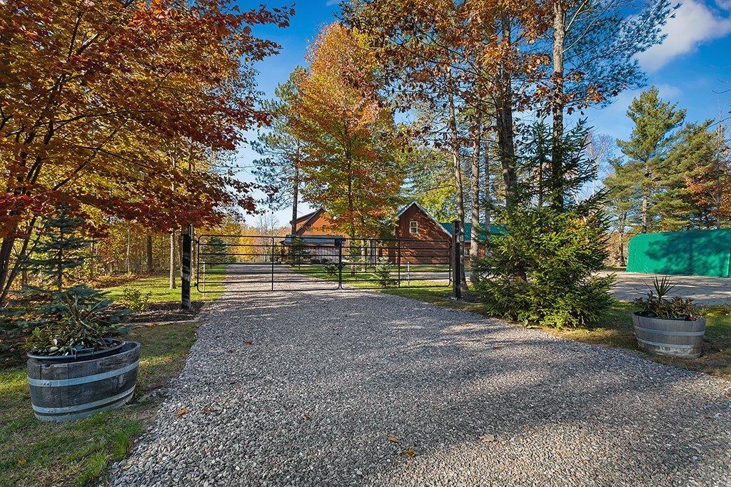 









139


Av. Paradise

,
Mansfield-et-Pontefract,




QC
J0X1R0

