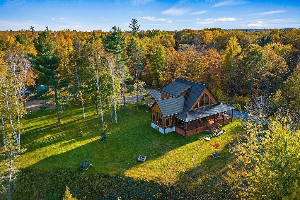 









139


Av. Paradise

,
Mansfield-et-Pontefract,




QC
J0X1R0

