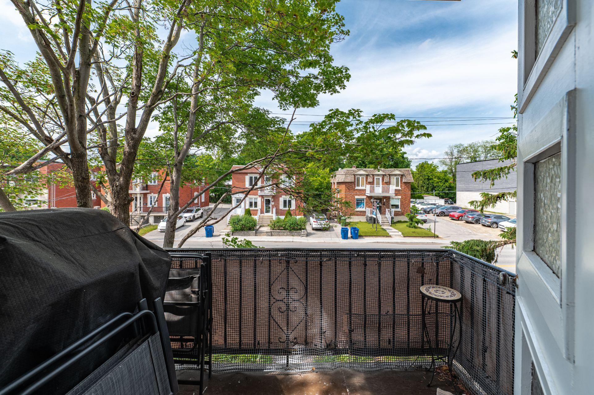 









91

 - 93


Rue De Martigny O.

,
Saint-Jérôme,




QC
J7Y2G2

