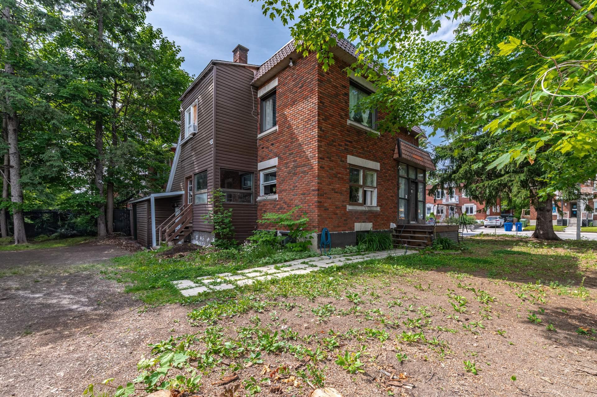 









91

 - 93


Rue De Martigny O.

,
Saint-Jérôme,




QC
J7Y2G2

