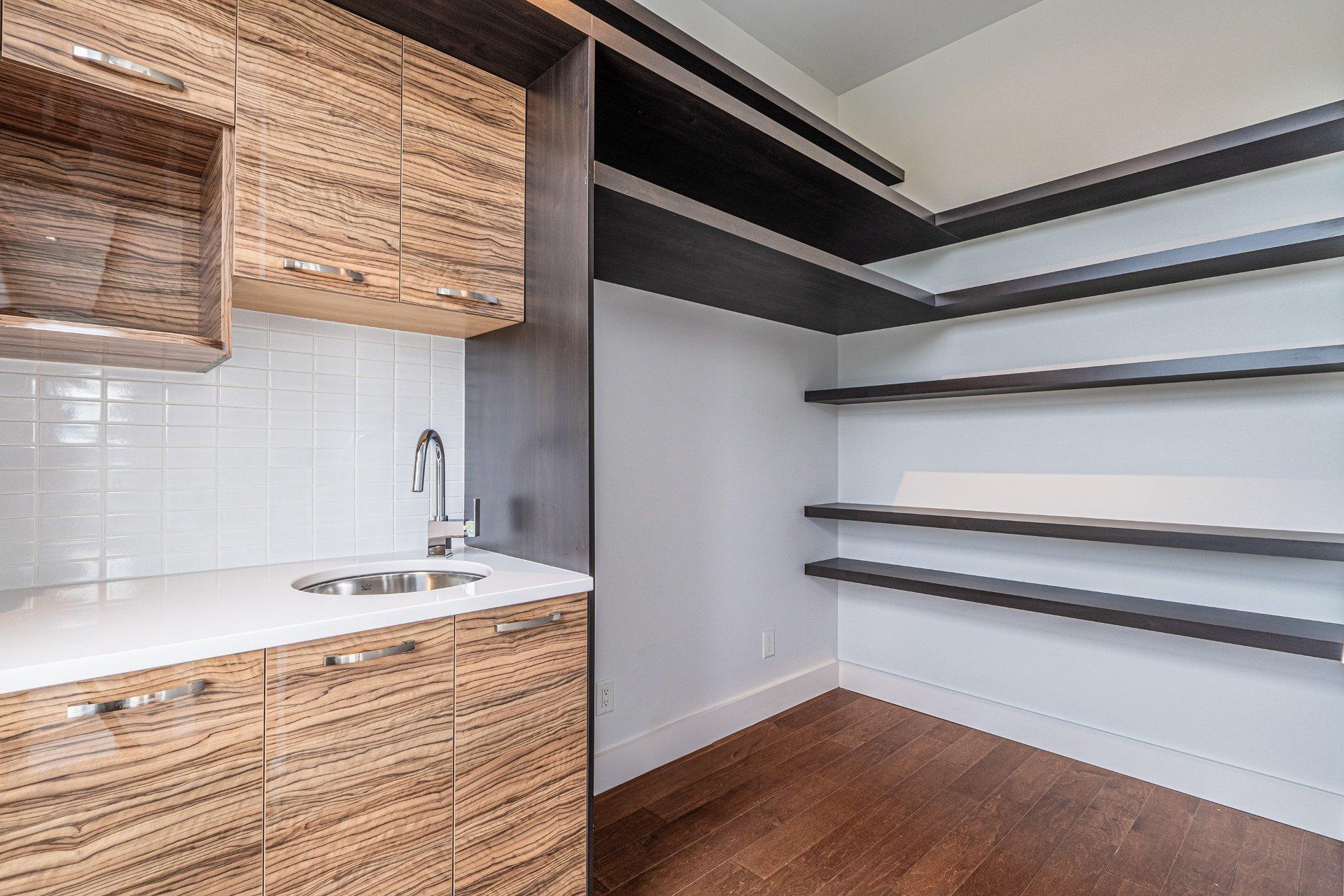 









120


Rue de Candiac

, 1403,
Sherbrooke (Les Nations),




QC
J1L1G8


