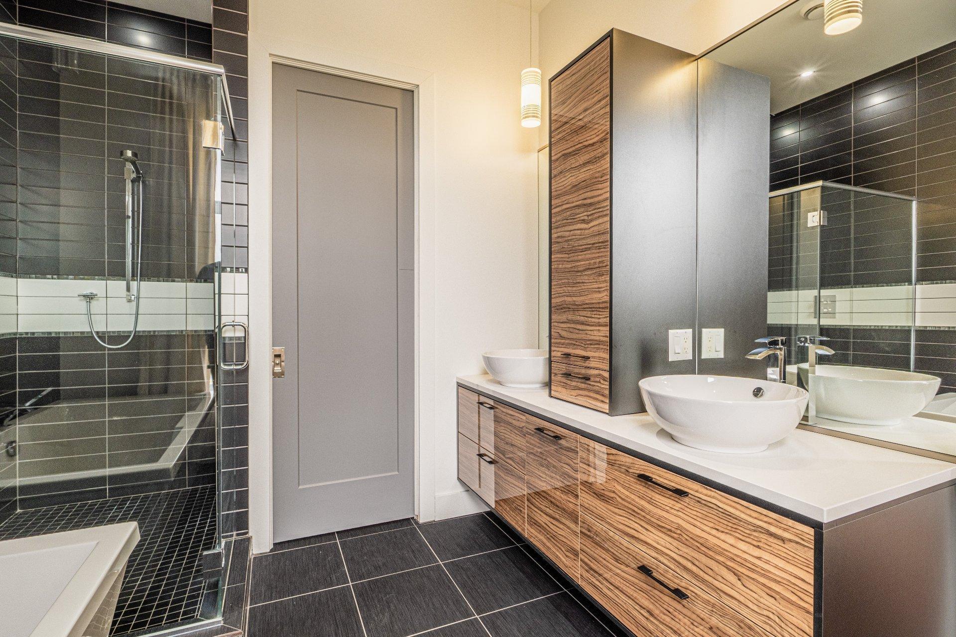 









120


Rue de Candiac

, 1403,
Sherbrooke (Les Nations),




QC
J1L1G8


