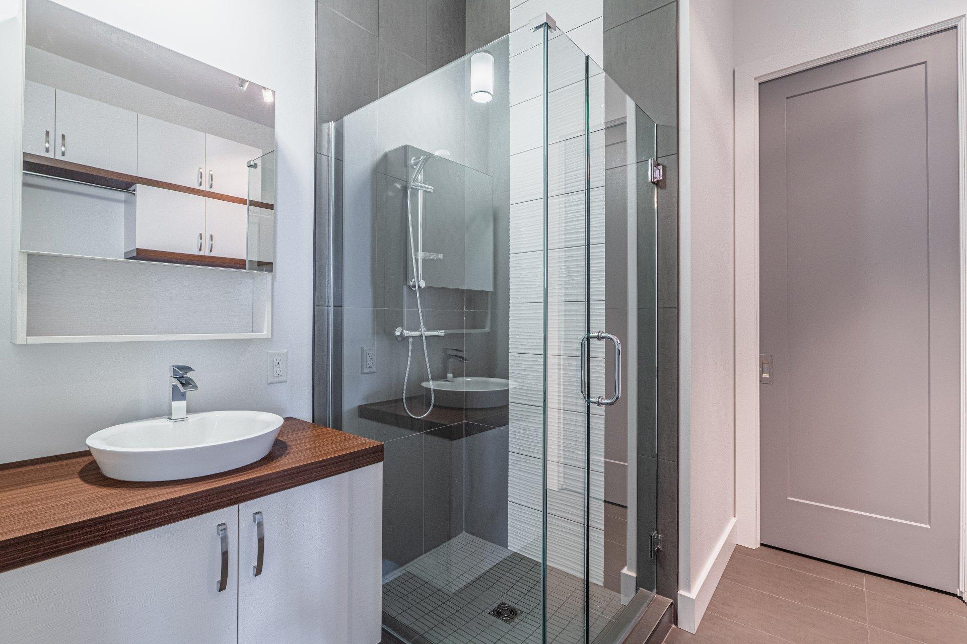 









120


Rue de Candiac

, 1403,
Sherbrooke (Les Nations),




QC
J1L1G8


