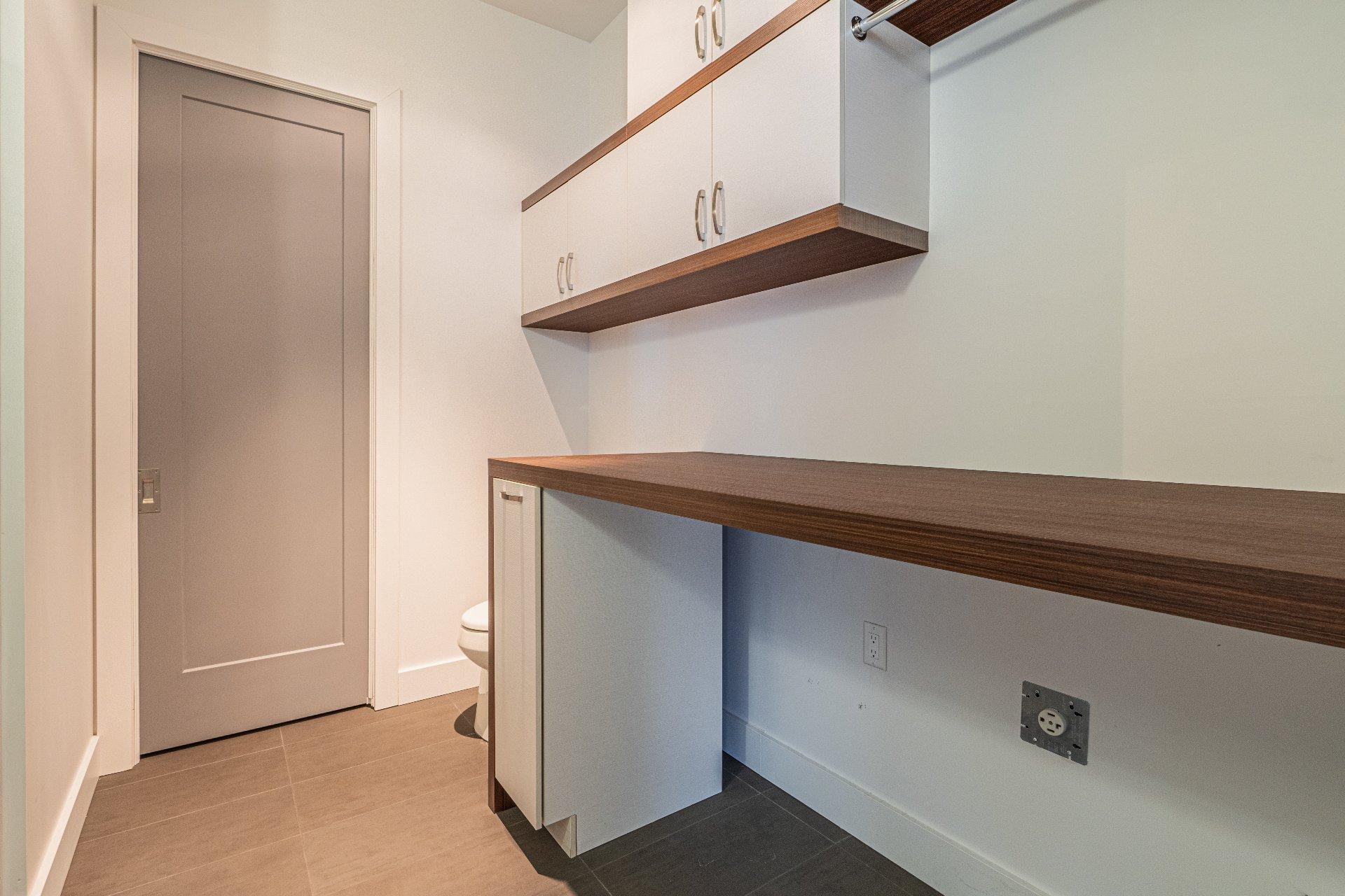 









120


Rue de Candiac

, 1403,
Sherbrooke (Les Nations),




QC
J1L1G8

