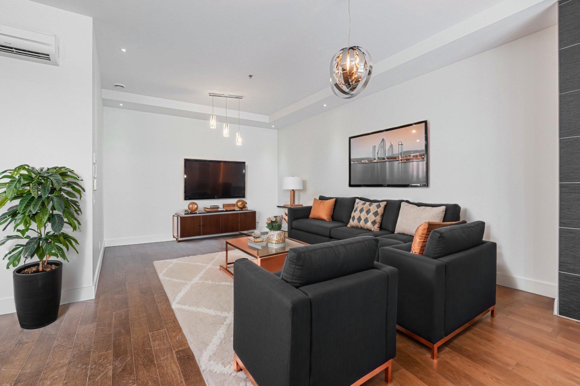 









120


Rue de Candiac

, 1403,
Sherbrooke (Les Nations),




QC
J1L1G8

