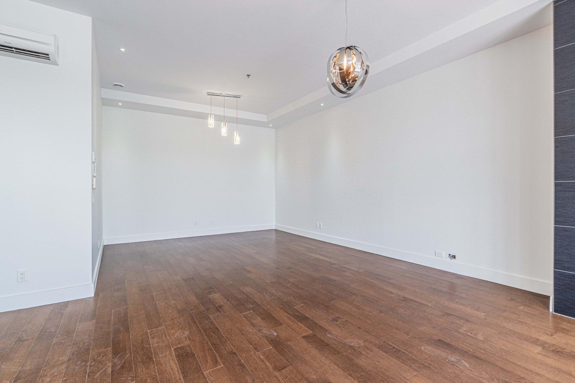 









120


Rue de Candiac

, 1403,
Sherbrooke (Les Nations),




QC
J1L1G8

