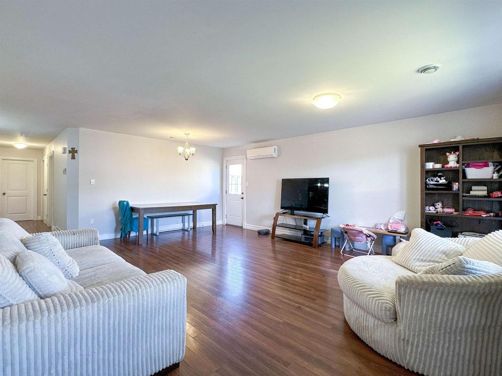 












31 & 33 Parkman Drive

,
Charlottetown,




PE
C1C 0T3

