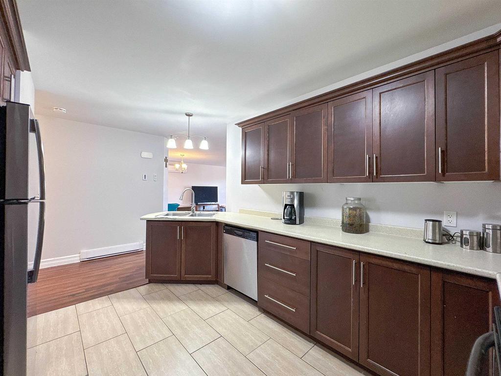 












31 & 33 Parkman Drive

,
Charlottetown,




PE
C1C 0T3

