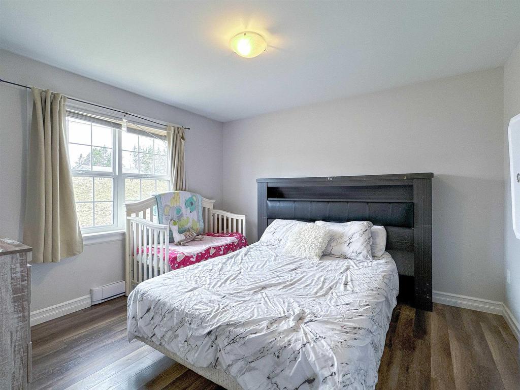 












31 & 33 Parkman Drive

,
Charlottetown,




PE
C1C 0T3

