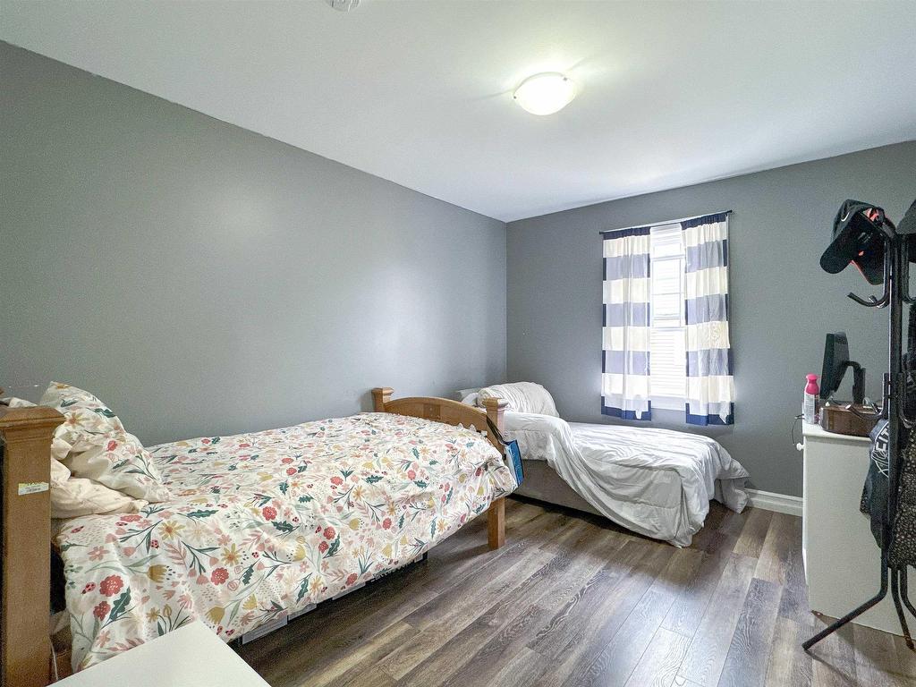 












31 & 33 Parkman Drive

,
Charlottetown,




PE
C1C 0T3

