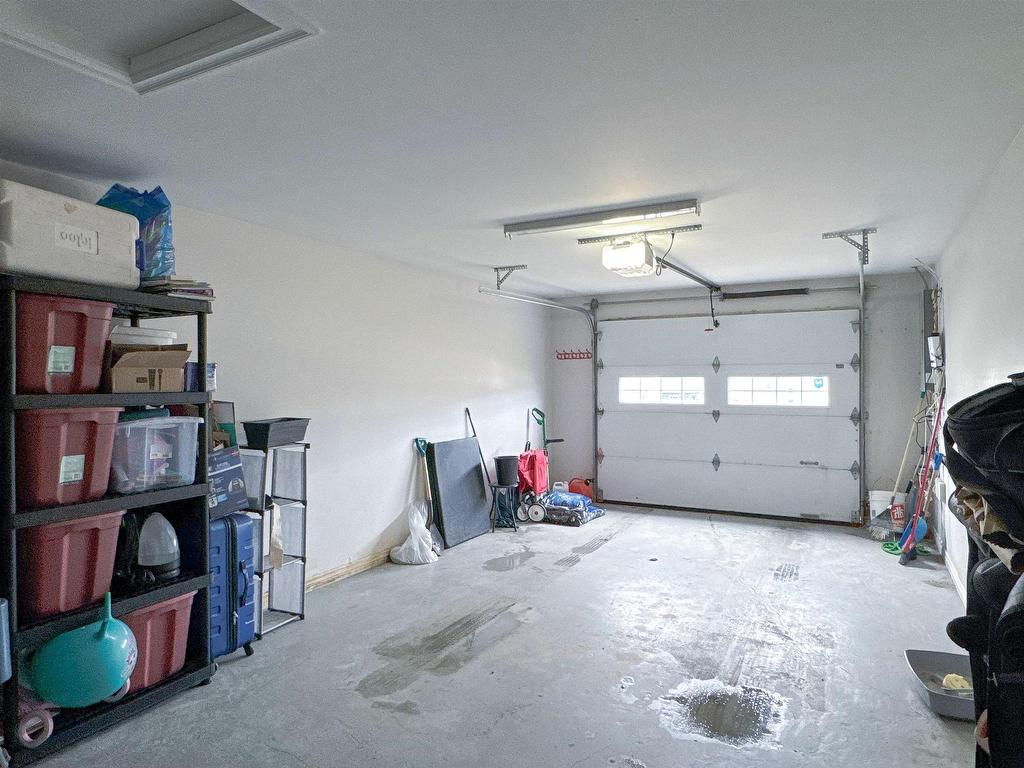 












31 & 33 Parkman Drive

,
Charlottetown,




PE
C1C 0T3

