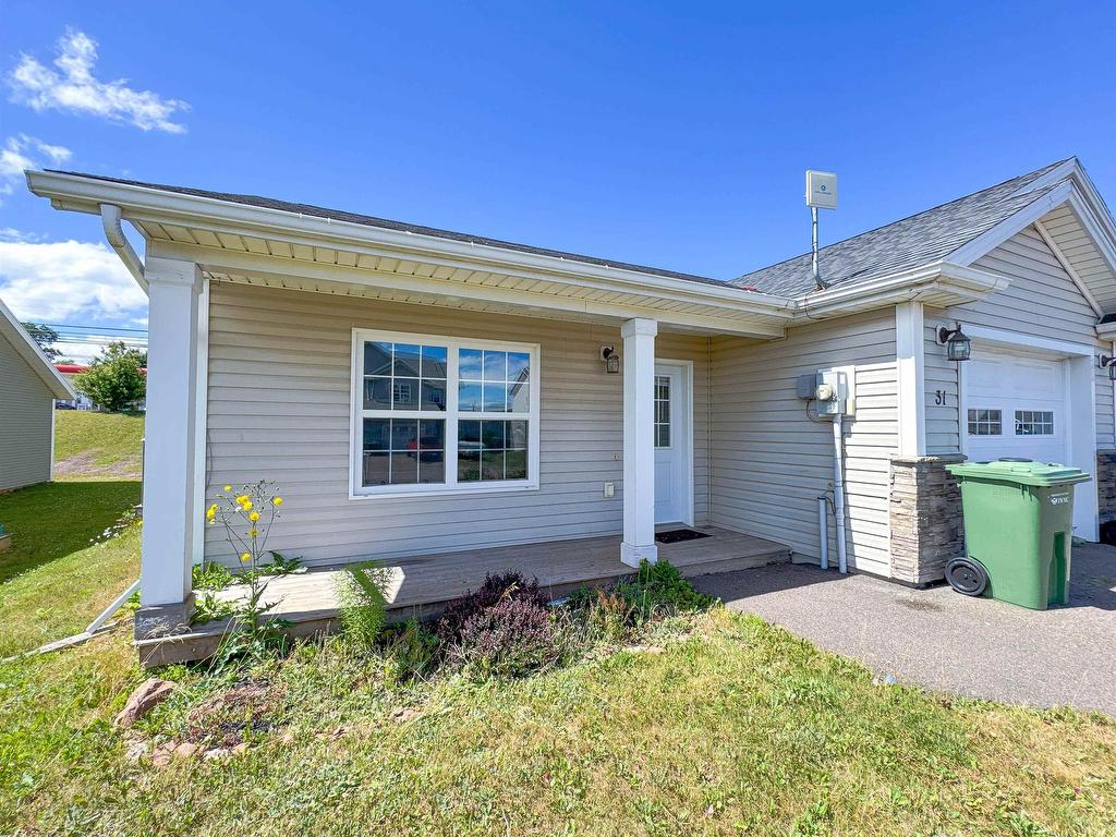 












31 & 33 Parkman Drive

,
Charlottetown,




PE
C1C 0T3

