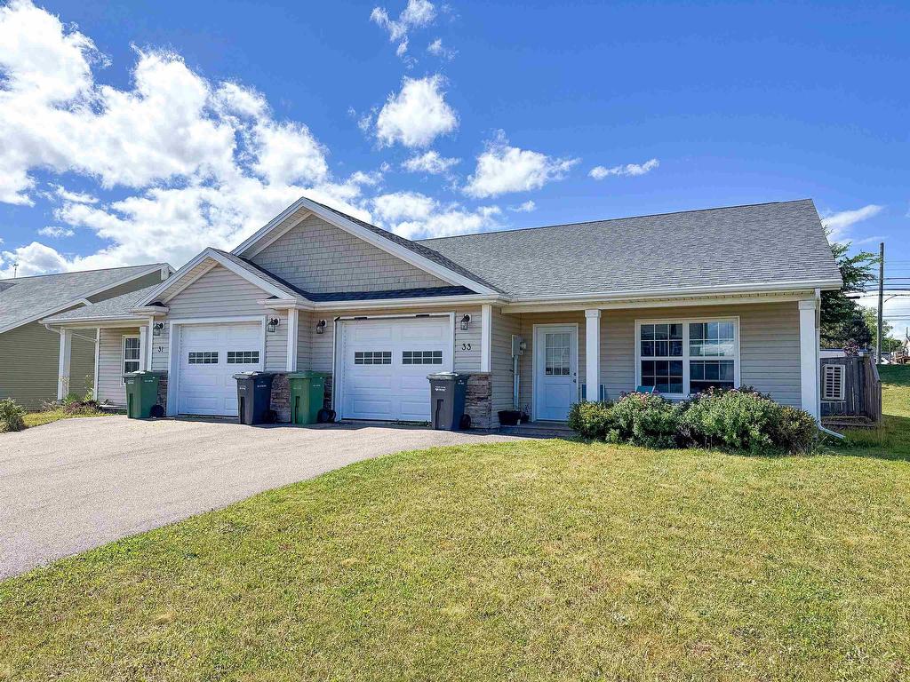 












31 & 33 Parkman Drive

,
Charlottetown,




PE
C1C 0T3

