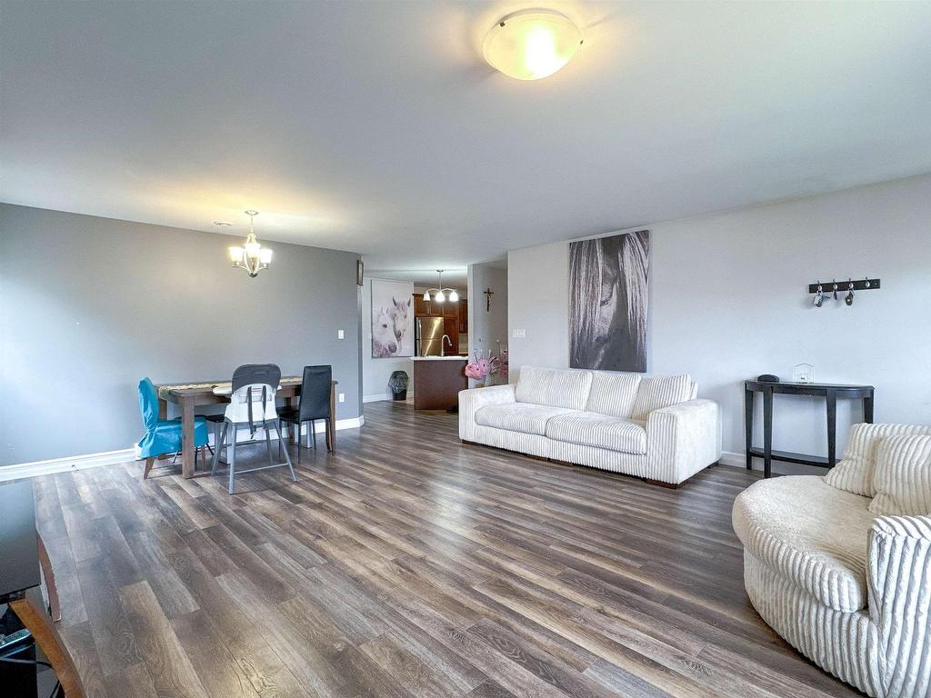 












31 & 33 Parkman Drive

,
Charlottetown,




PE
C1C 0T3


