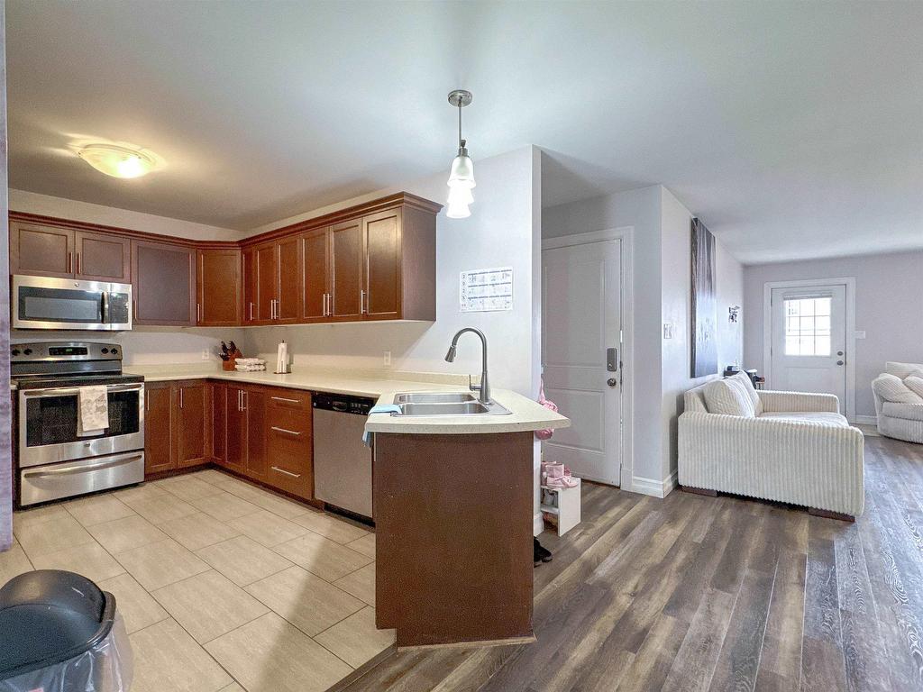 












31 & 33 Parkman Drive

,
Charlottetown,




PE
C1C 0T3

