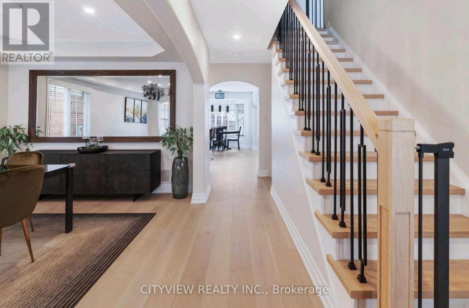 












608 BROTHERS CRESCENT

,
Milton,




Ontario
L9T0G8

