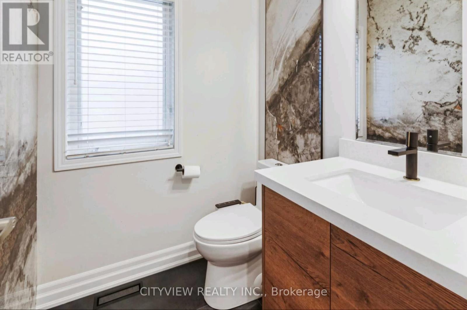 












608 BROTHERS CRESCENT

,
Milton,




Ontario
L9T0G8

