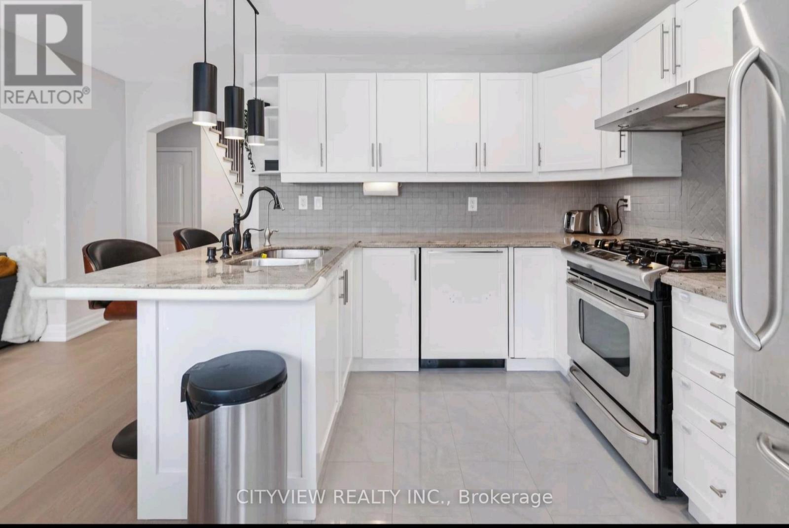 












608 BROTHERS CRESCENT

,
Milton,




Ontario
L9T0G8

