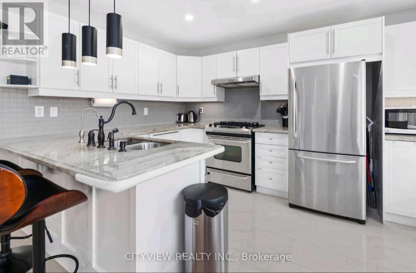 












608 BROTHERS CRESCENT

,
Milton,




Ontario
L9T0G8

