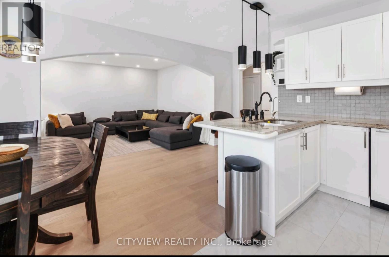 












608 BROTHERS CRESCENT

,
Milton,




Ontario
L9T0G8

