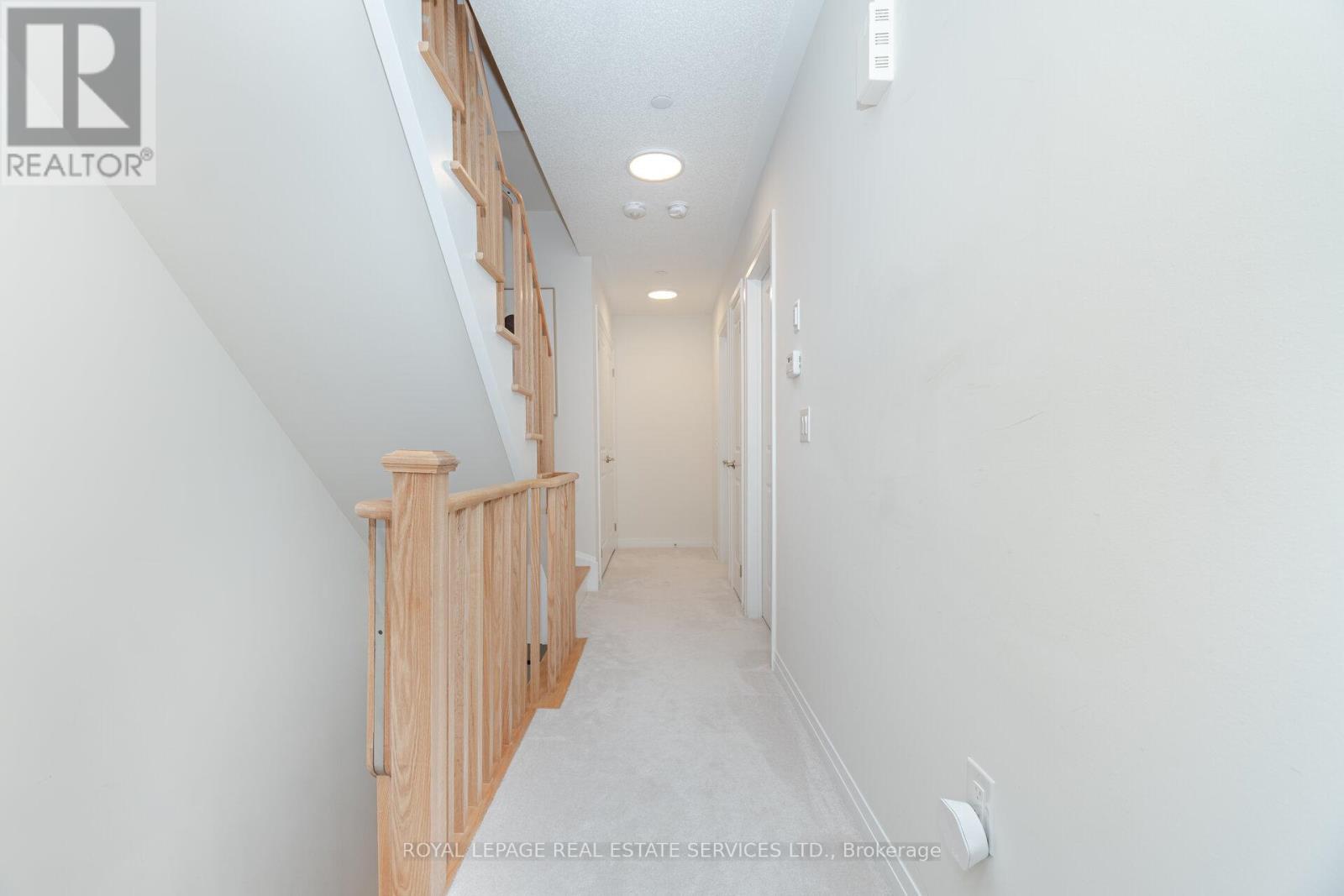 












2 - 40 BAYNES WAY

,
Bradford West Gwillimbury,




Ontario
L3Z4M4

