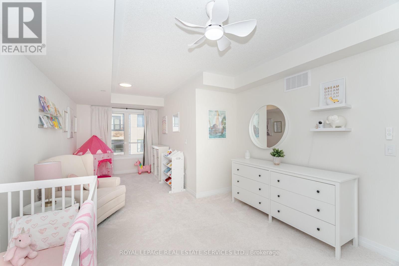 












2 - 40 BAYNES WAY

,
Bradford West Gwillimbury,




Ontario
L3Z4M4

