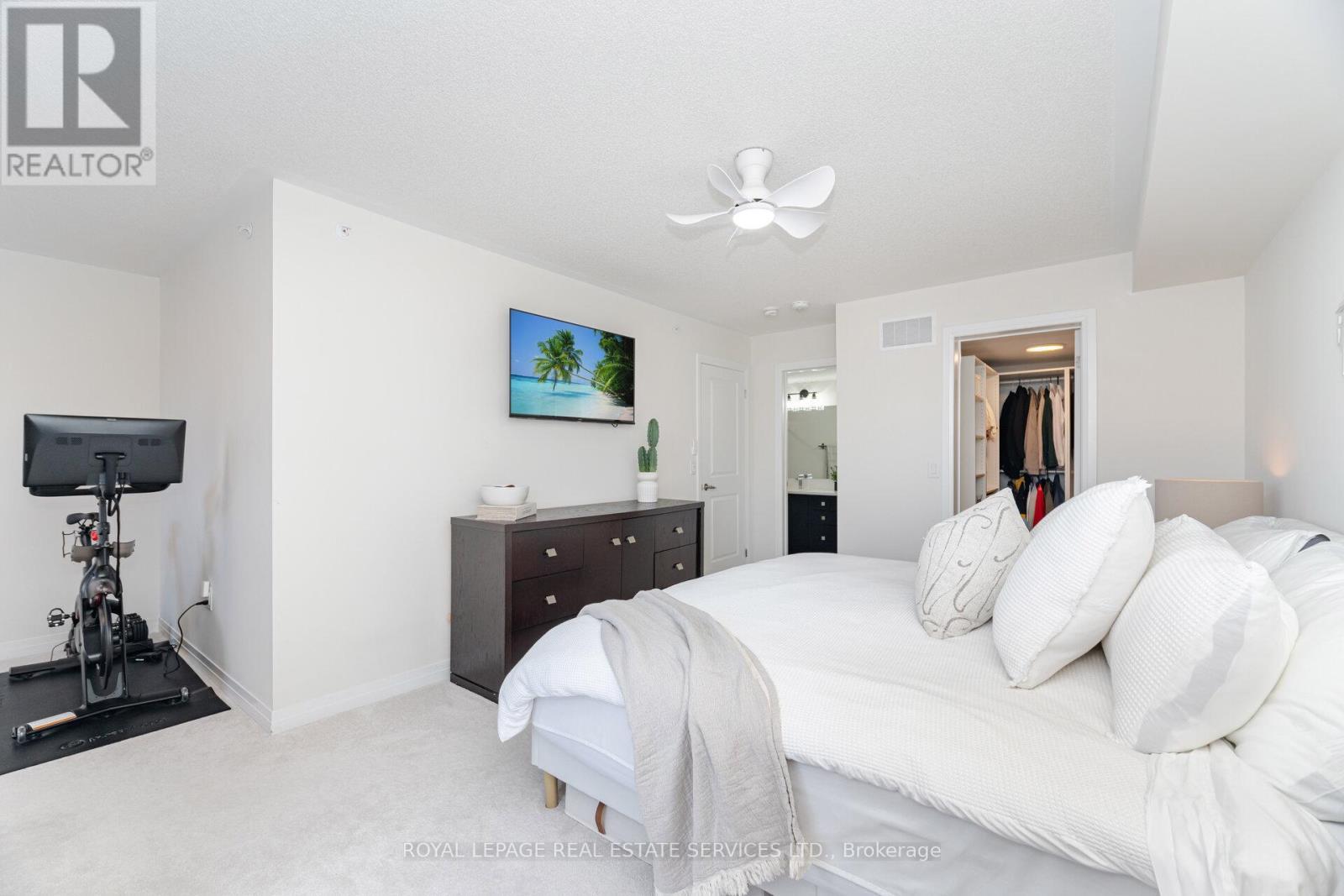 












2 - 40 BAYNES WAY

,
Bradford West Gwillimbury,




Ontario
L3Z4M4

