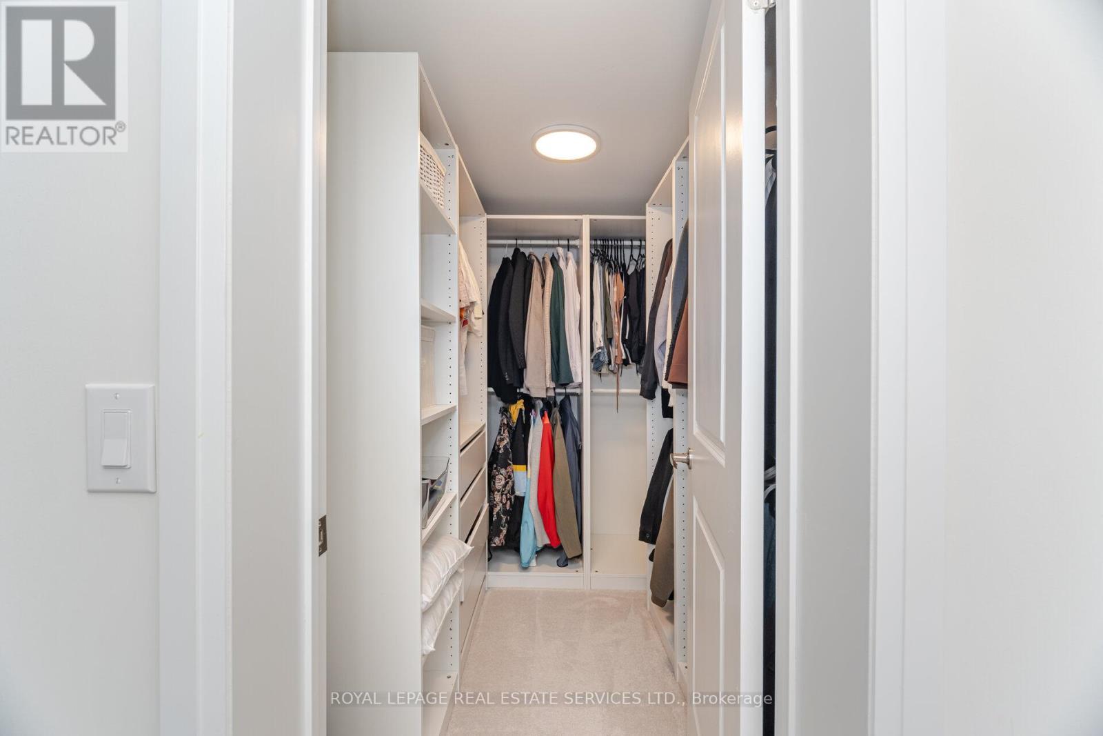 












2 - 40 BAYNES WAY

,
Bradford West Gwillimbury,




Ontario
L3Z4M4

