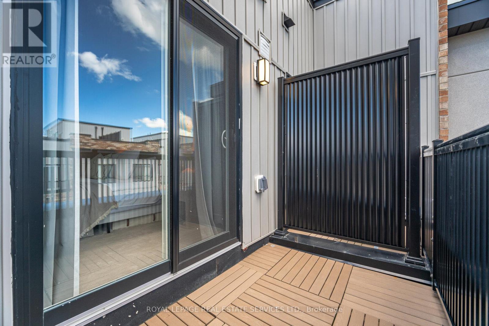 












2 - 40 BAYNES WAY

,
Bradford West Gwillimbury,




Ontario
L3Z4M4

