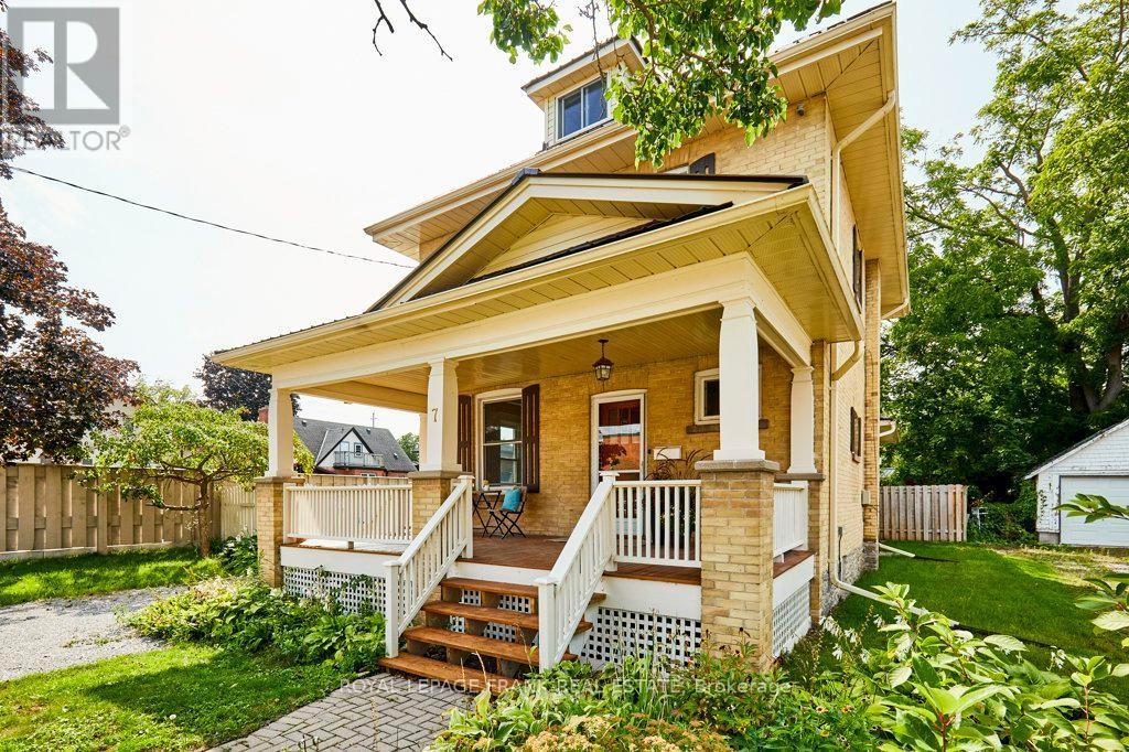












7 ADELAIDE STREET N

,
Kawartha Lakes (Lindsay),




Ontario
K9V4K7

