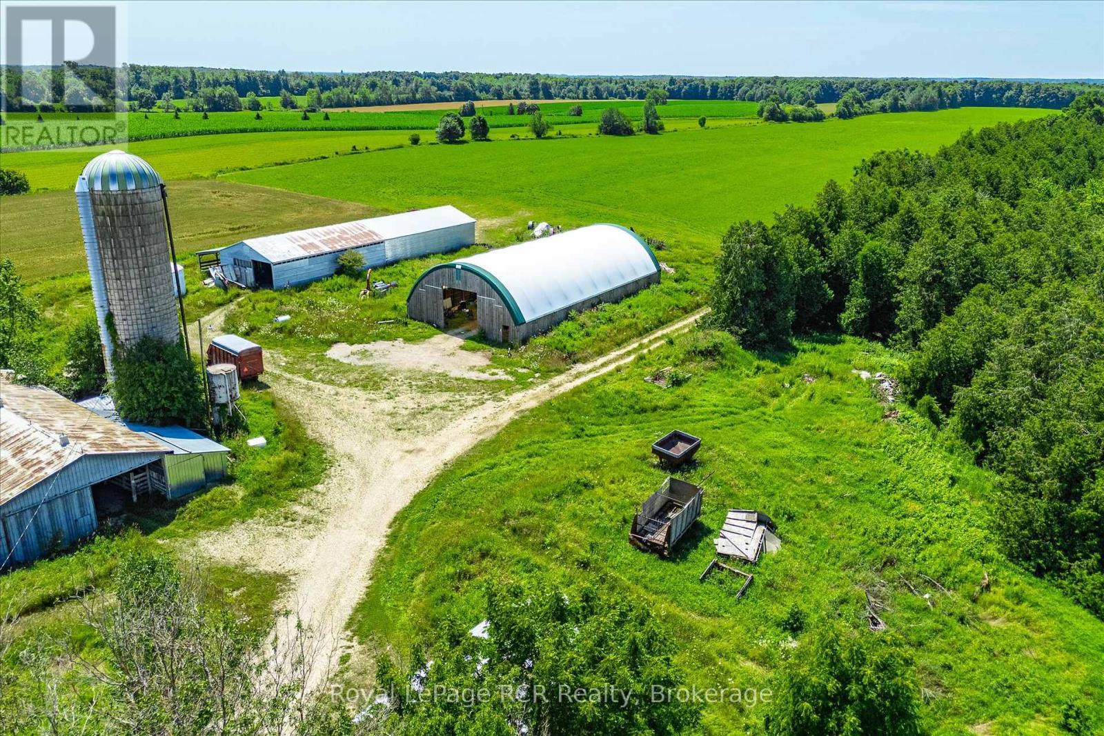 












9206 HIGHWAY 6

,
Wellington North,







Ontario
N0G2E0

