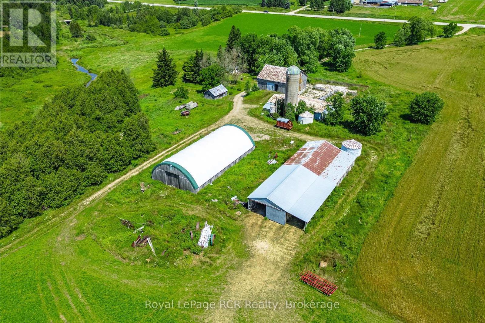 












9206 HIGHWAY 6

,
Wellington North,







Ontario
N0G2E0

