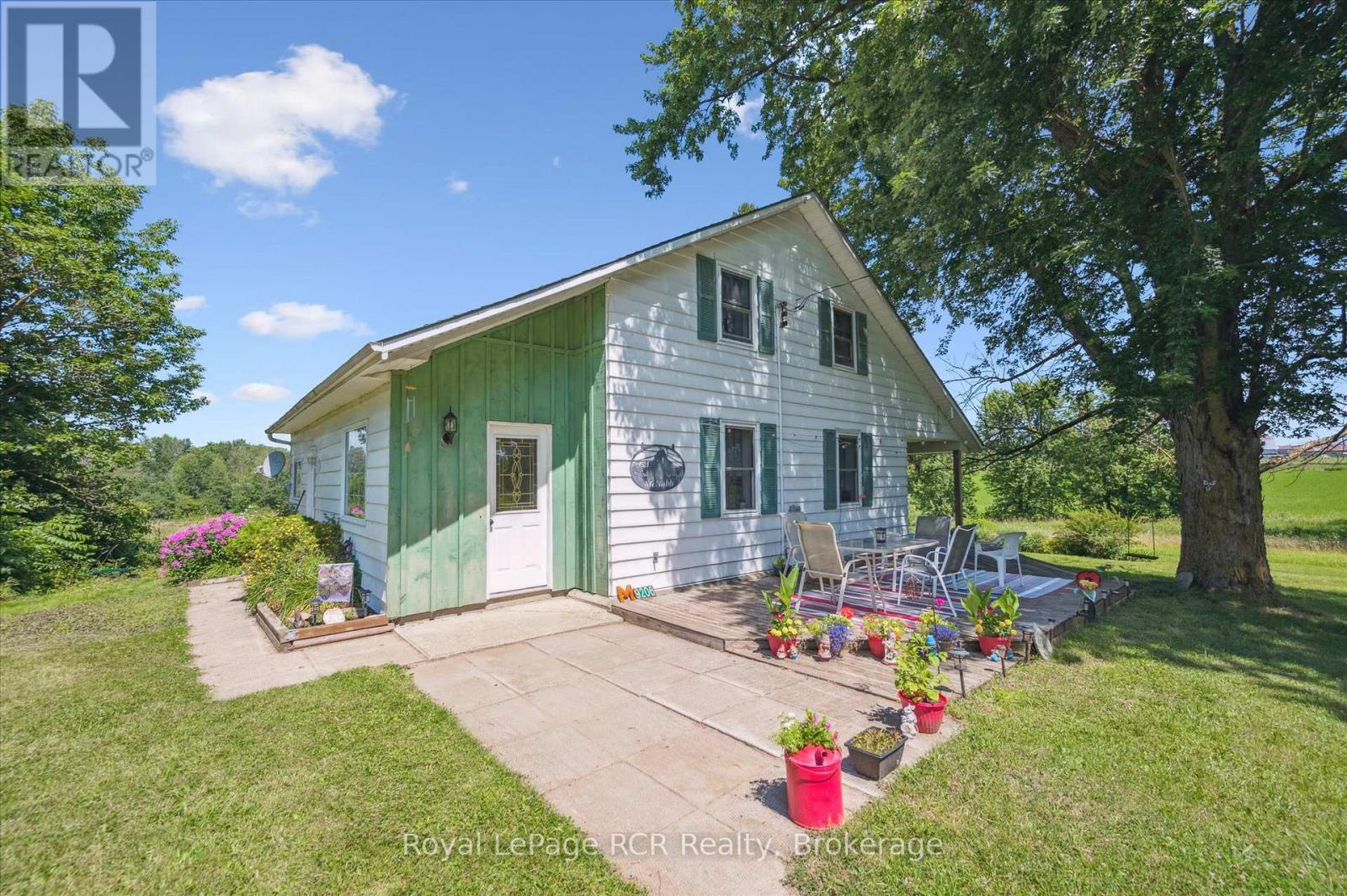 












9206 HIGHWAY 6

,
Wellington North,







Ontario
N0G2E0

