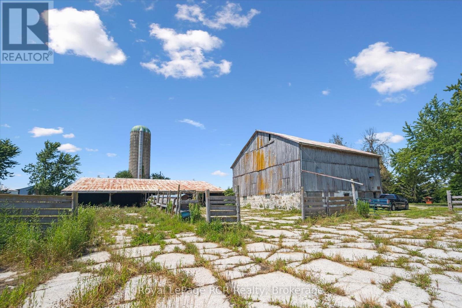 












9206 HIGHWAY 6

,
Wellington North,







Ontario
N0G2E0


