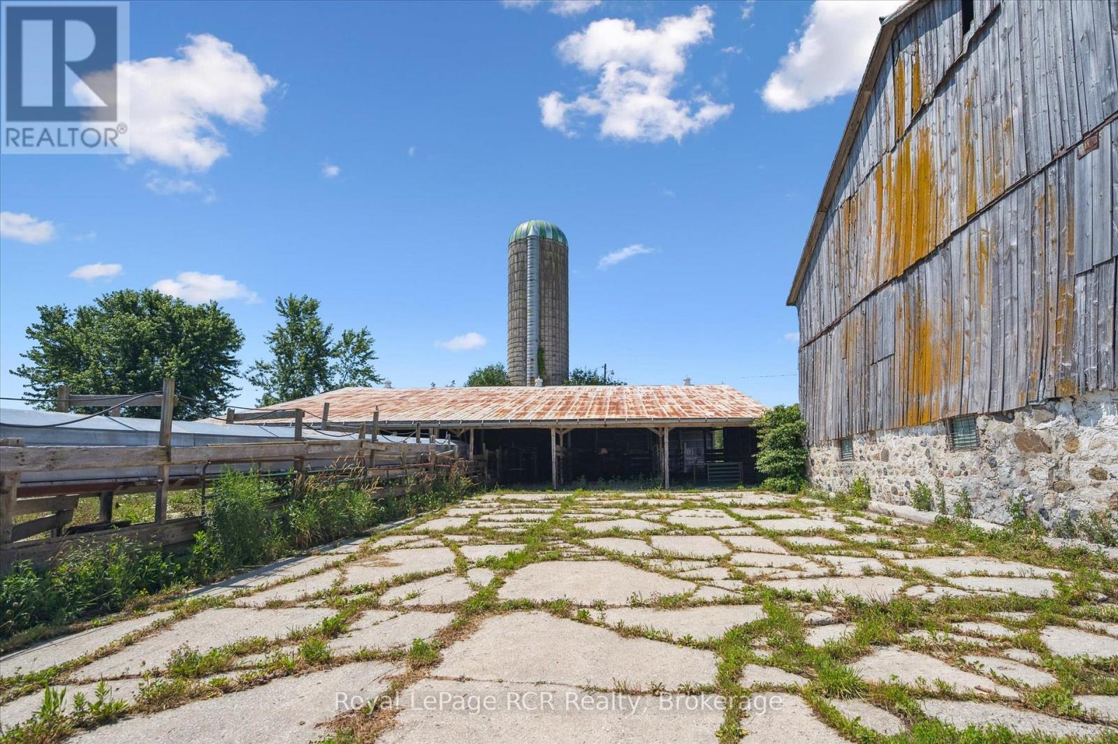 












9206 HIGHWAY 6

,
Wellington North,







Ontario
N0G2E0

