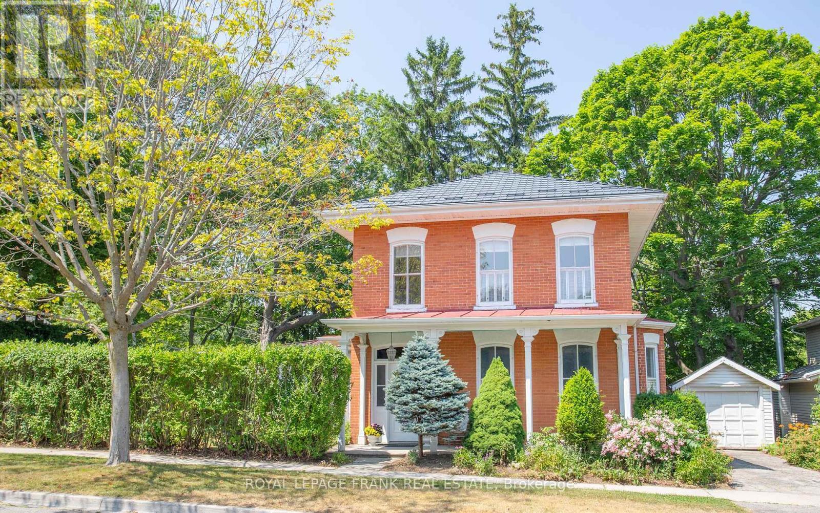 












6 SHERBOURNE STREET

,
Port Hope,




Ontario
L1A1H2

